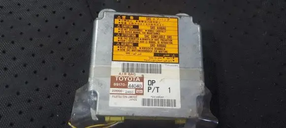 Toyota Avensis Verso Airbag control unit/module 8917044040 89170-44040