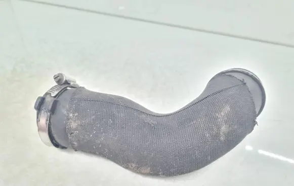 Audi A4 S4 B6 8E 8H Intercooler hose/pipe
