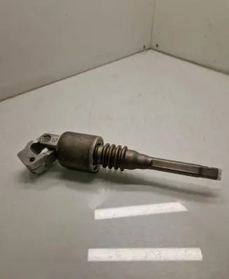 Mercedes-Benz GLE W167 Steering column universal joint A1674605000