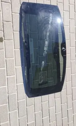 Volvo XC40 Rear windscreen/windshield window 6T906T