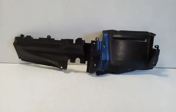 Skoda Kamiq Intercooler air guide/duct channel 658121285