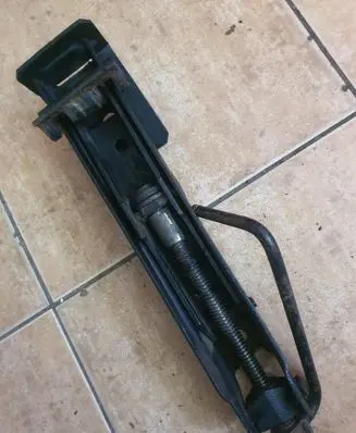 Volkswagen Golf II Lift Jack Traglast Max620kg