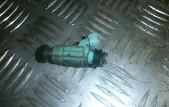 Mitsubishi Carisma Fuel injector 0280155723