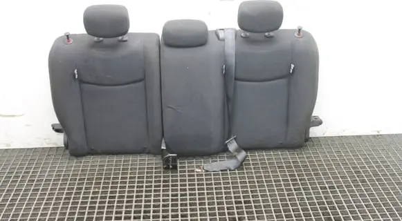 Nissan Leaf I (ZE0) Rear seat 