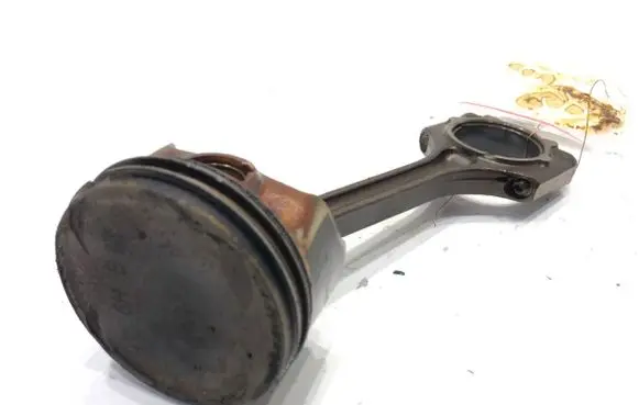 KIA Niro Piston with connecting rod G4LE