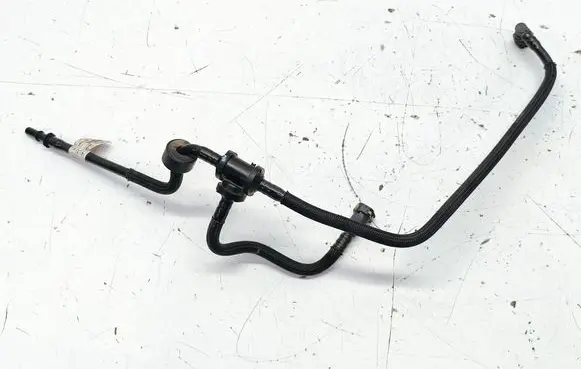Ford Fusion II Vacuum line/pipe/hose DG989C490AE DG989C490