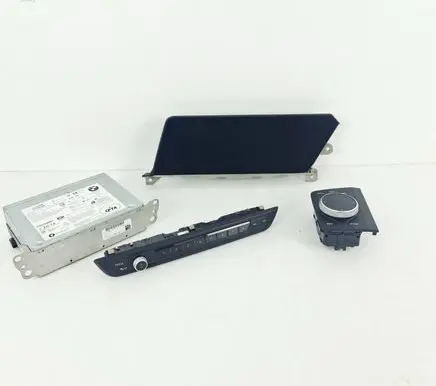 BMW 1 F40 Radio/CD/DVD/GPS head unit 5A5EE13 5A8F4C7 5A371B5