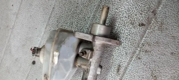 Opel Vectra B Master brake cylinder