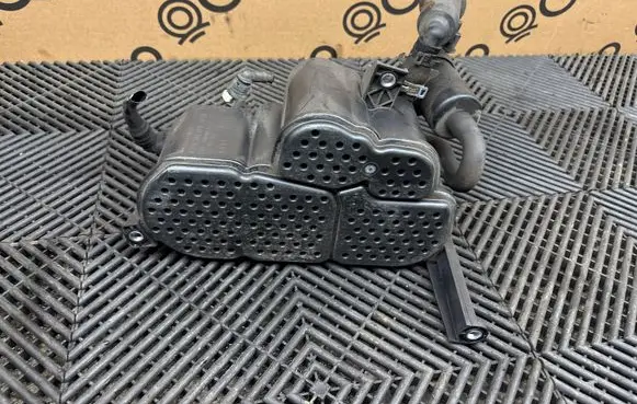Audi A8 S8 D4 4H Active carbon filter fuel vapour canister 4H0201801A 4H0196