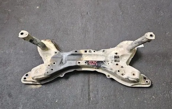 Toyota Yaris Front axle beam IMPRK1573409