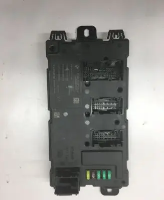 BMW 2 F22 F23 Fuse module 61359329703 6135932970301