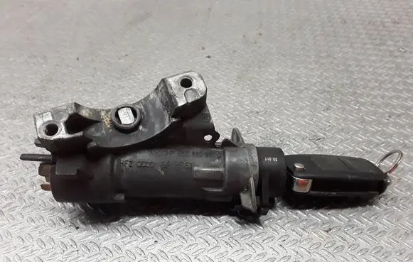Volkswagen Golf IV Ignition lock 4B0905851C