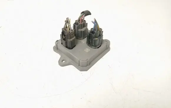 Glow plug pre-heat relay