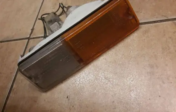 Mazda 818 Front indicator light Iki3185a Iki3185 7224