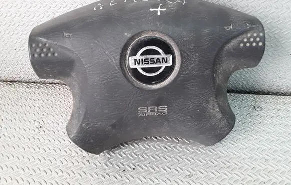 Nissan Almera N16 Steering wheel airbag