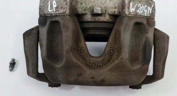 Mercedes-Benz C W204 Front brake caliper