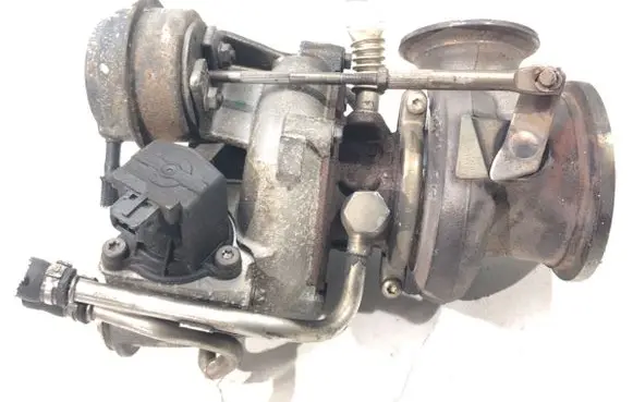 BMW 7 F01 F02 F03 F04 Turbo 7576985