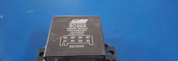 Audi A4 S4 B6 8E 8H Tow bar relay 5c002