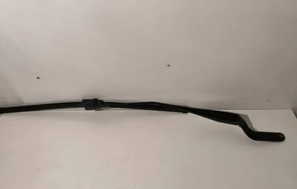 Ford Focus C-MAX Rear wiper blade arm 3M5117526AA