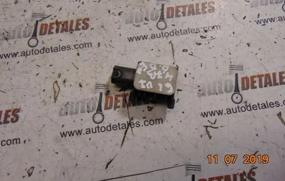 Mercedes-Benz GL X164 Airbag deployment crash/impact sensor A0038202926