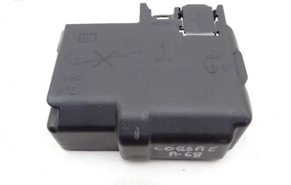Opel Corsa E Fuse box cover 525230582 GBIMPORT