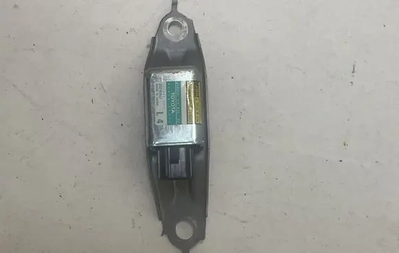 Toyota Prius (XW20) Airbag deployment crash/impact sensor 8983447020