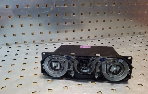 Mitsubishi Grandis Climate control unit CAA502A050F