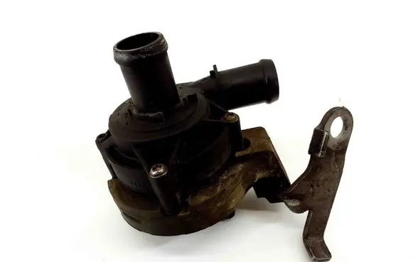 Skoda Octavia Mk3 (5E) Electric auxiliary coolant/water pump 5Q0965567J