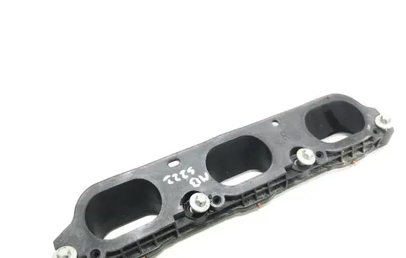 Other engine bay part