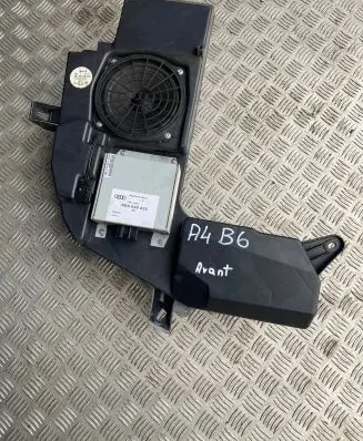 Audi A4 S4 B6 8E 8H Panel speaker 8E903538203S 8E9035223