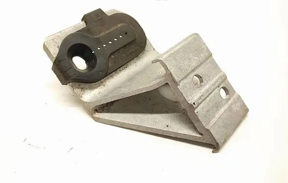 Mercedes-Benz EQE v295 Radiator mount bracket A0995013600
