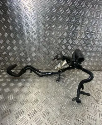 Volkswagen Touareg II Engine coolant pipe/hose 7P6121070AF