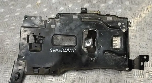 Opel Grandland X Battery box tray 9814006180