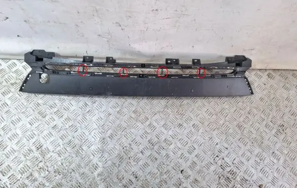 KIA Sportage Front bumper lower grill 86561F1600 F1865660600
