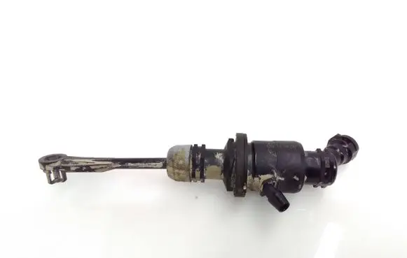 Nissan X-Trail T32 Clutch slave cylinder 306104BA0A