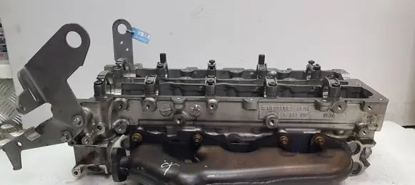 Mercedes-Benz Sprinter W906 Engine head R651016
