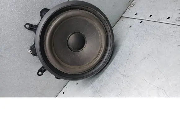 Audi A8 S8 D3 4E Subwoofer speaker 