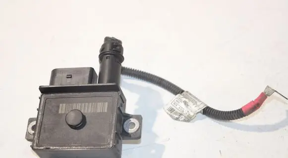 BMW X1 E84 Glow plug pre-heat relay 779800007 7798000