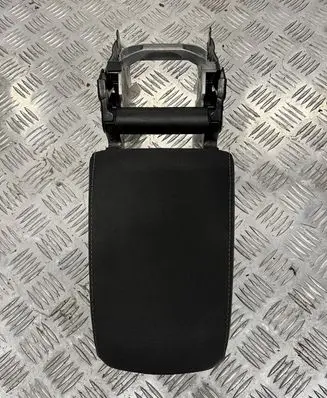 Volkswagen Golf VII Armrest VW14924