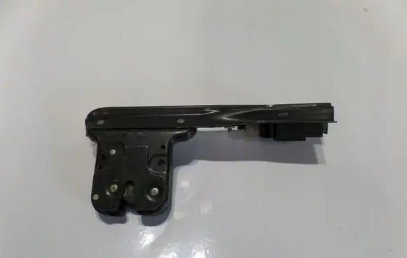 Audi TT Mk1 Tailgate/trunk/boot lock/catch/latch 8N0827505E