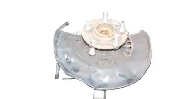 Lexus CT 200H Front wheel hub