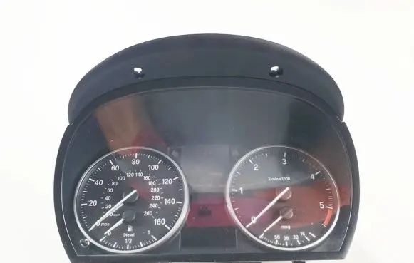 BMW X1 E84 Speedometer (instrument cluster) 9283816 2259446 381048518