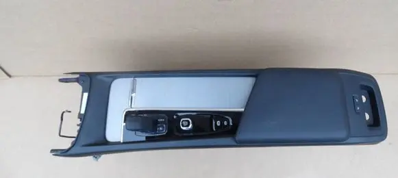 Volvo XC60 Center console 