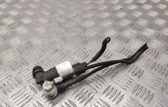 Ford C-MAX II Windscreen/windshield washer pump AV6117K624AA