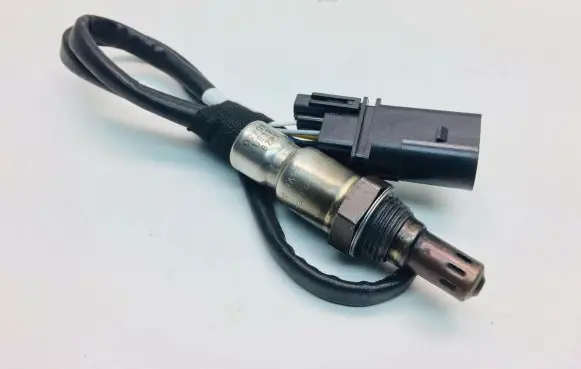 Volkswagen Caddy Lambda probe sensor 03L906262A