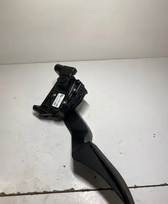Opel Zafira B Accelerator throttle pedal 9202341 6PV00811400