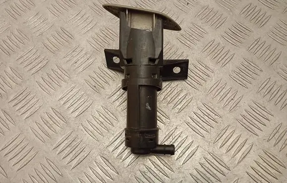Headlight washer spray nozzle
