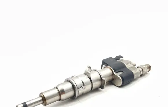 Fuel injector