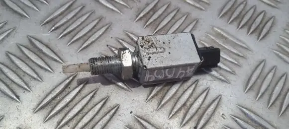 Brake pedal sensor switch