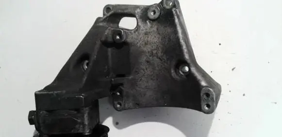Opel Vectra B Power steering pump 90528666 20644